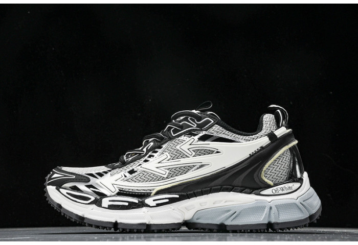 c/o​  sneakers  co-004