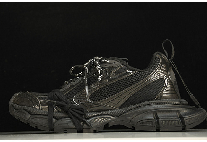 Ba*len*cia*ga track trainer  btt-079