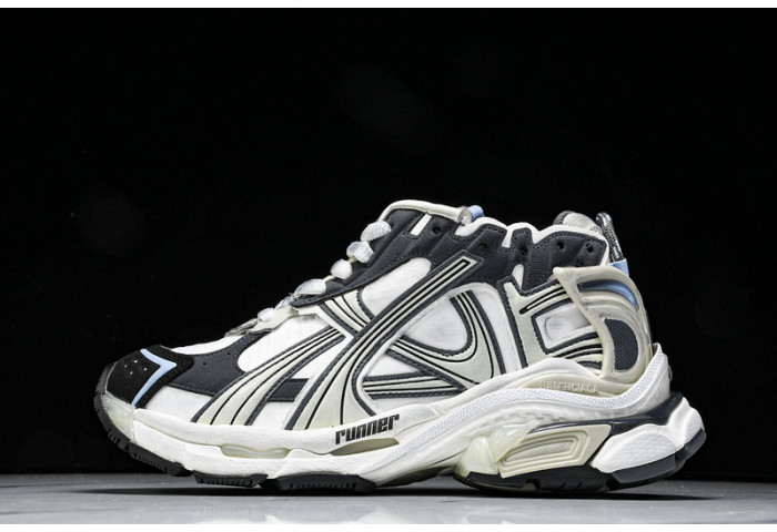 Ba*len*cia*ga track runner btt-208