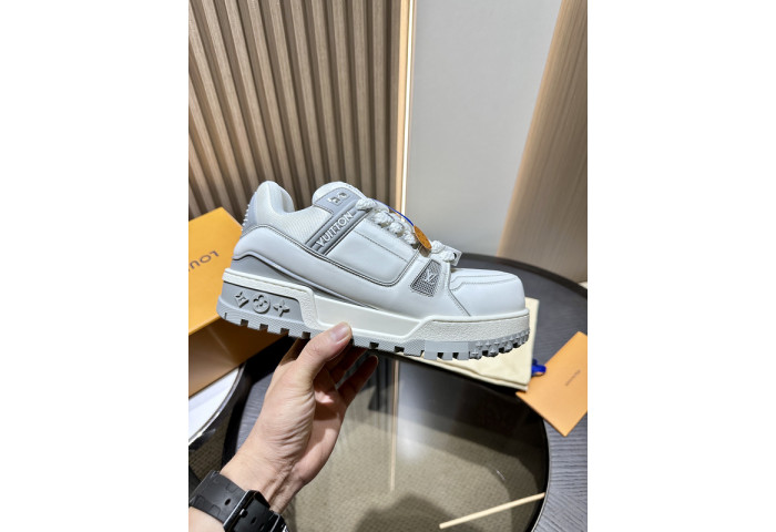 lou vuit sci-fi sneakers  lvss-0195