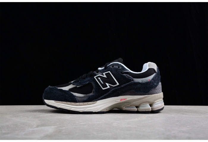 new balance nb-070