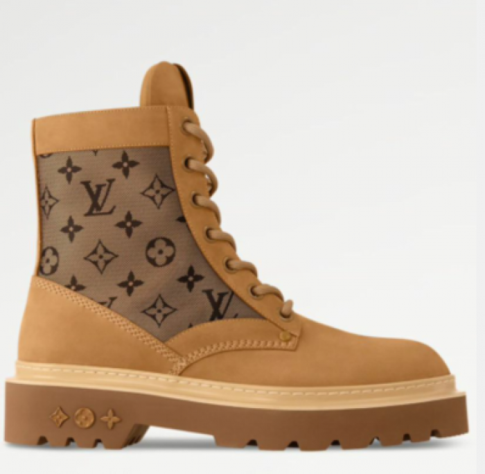 L**V**T* BOOTS LVTBS-026