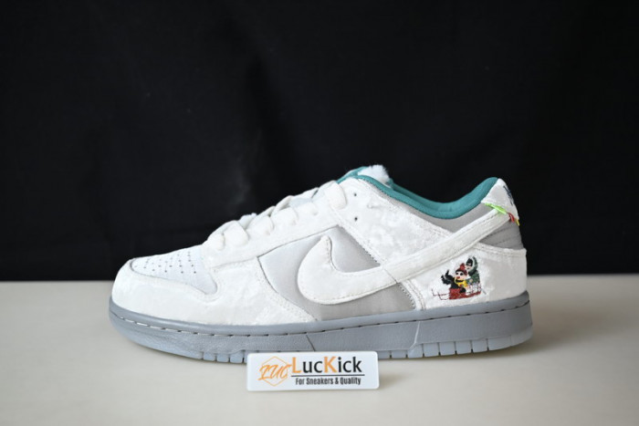 nk dunk low ice  do2326-001