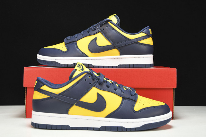 nk dunk low  “varsity maize”  dd1391--700