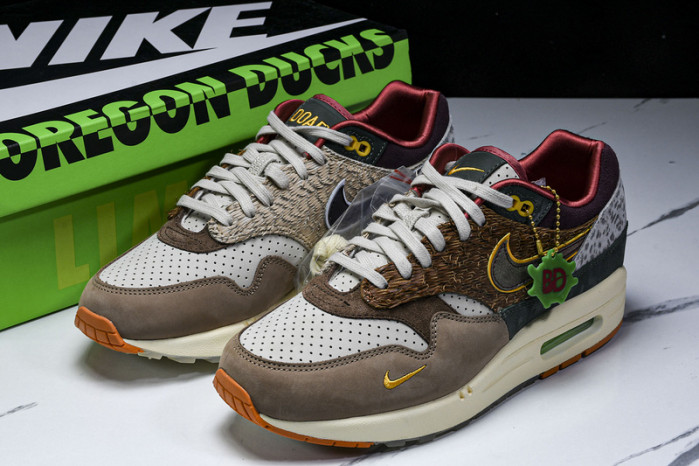 nike air max 1  "oregon ducks”  hq2639-100