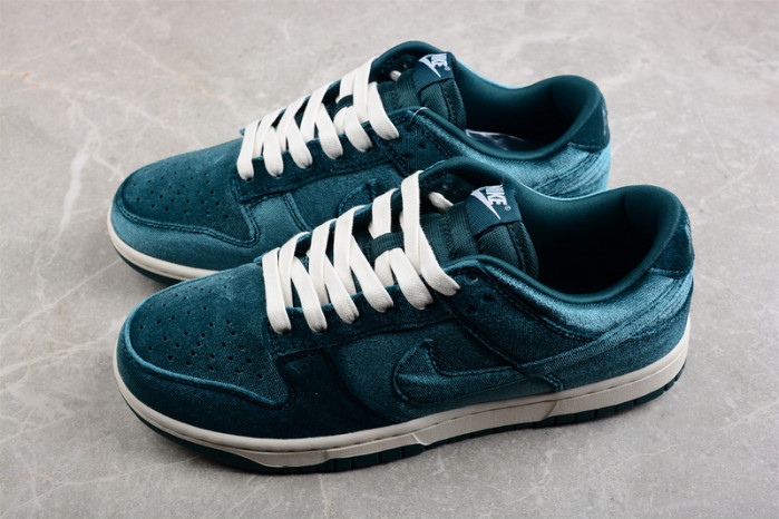 nike dunk low dz5224-300