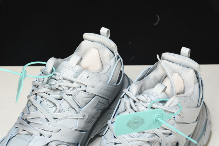 Ba*len*cia*ga track trainer   btt-042