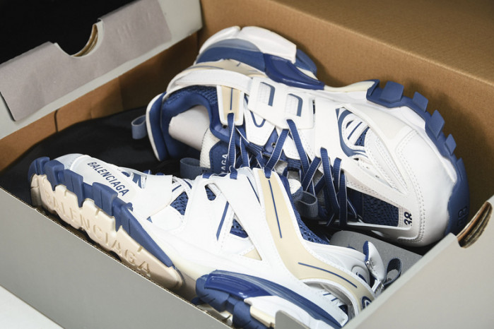 Ba*len*cia*ga track trainer  btt-077