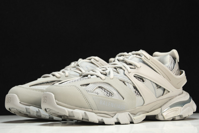 Ba*len*cia*ga track trainer  btt-063