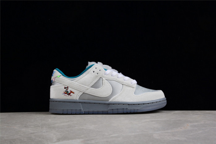 nk dunk low ice  do2326-001