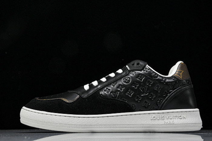 lou vuit  sneakers  lvss-0284