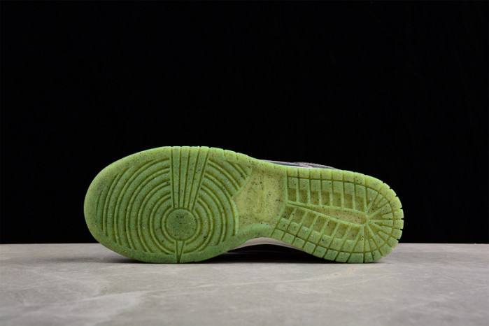 nike  sb dunk low "iron grey" dq7681-001