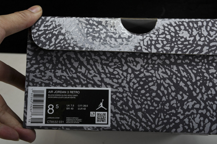 air jordan 3 retro  "green glow"  ct8532-031