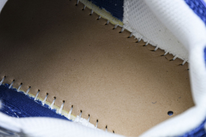 C/O​ SNEAKERS CO-025