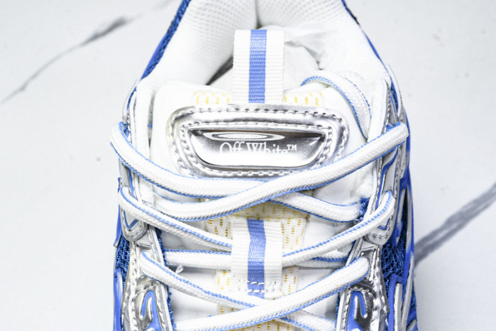 C/O​ SNEAKERS CO-025