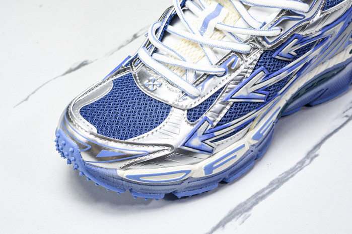 C/O​ SNEAKERS CO-025