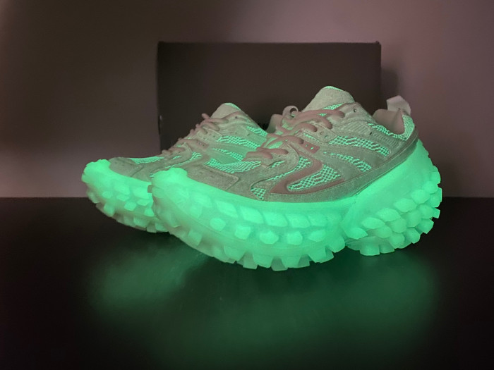 Ba*len*cia*ga track trainer  (all white night light ) btt-037