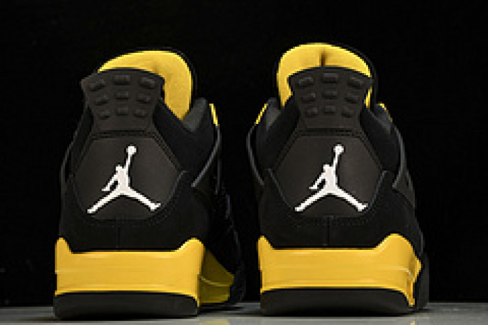 air jordan 4 thunder 2023    dh6927-017