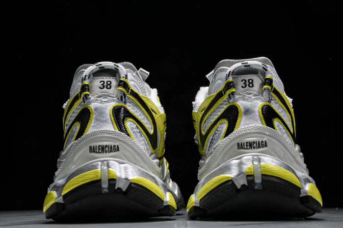 Ba*len*cia*ga track runner  btt-192