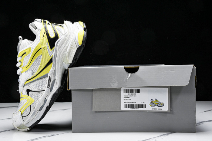 Ba*len*cia*ga track runner  btt-192