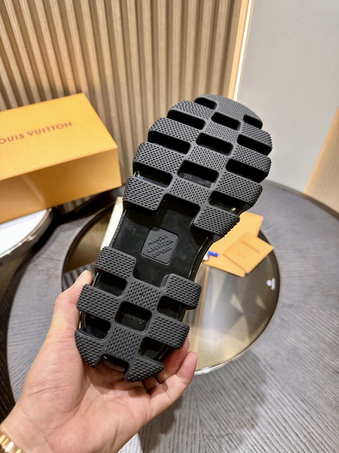 L**V**T* BOOTS LVTBS-014