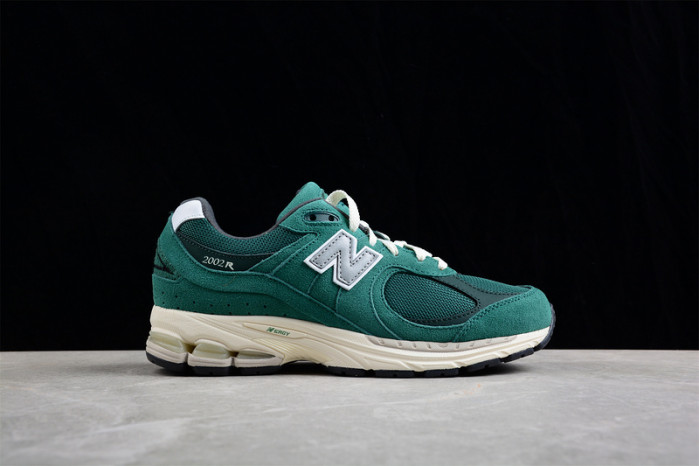 new balance nb-065