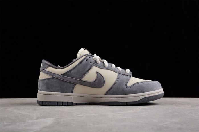 nike dunk low “light grey” 854866-002