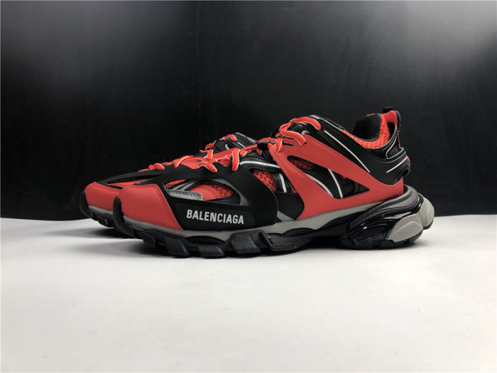 balenga track sneaker red and black