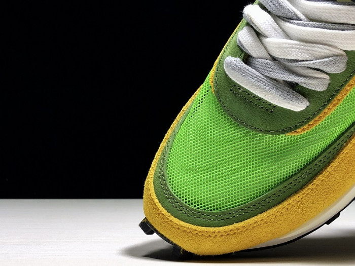 nike ld waffle sacai green multi bv0073-300