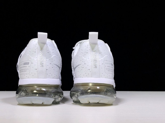 nike air vapormax run utility white reflect silver (w) aq8811-100