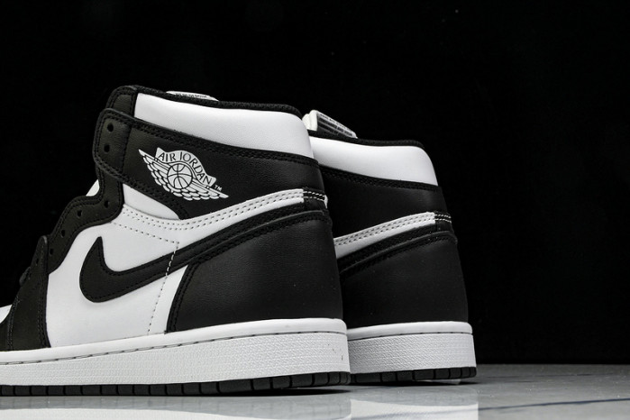 Air Jordan 1 High OG "Stage Haze" 555088-010