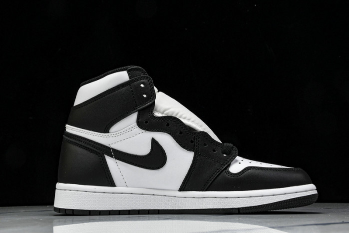Air Jordan 1 High OG "Stage Haze" 555088-010