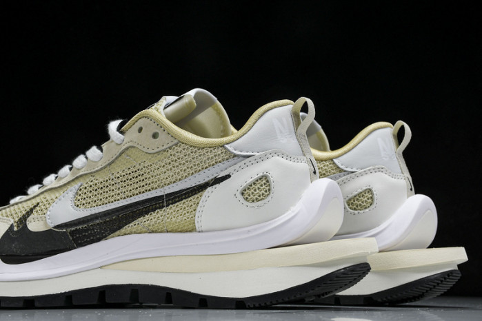 sacai x vaporwaffle   cv1363-108