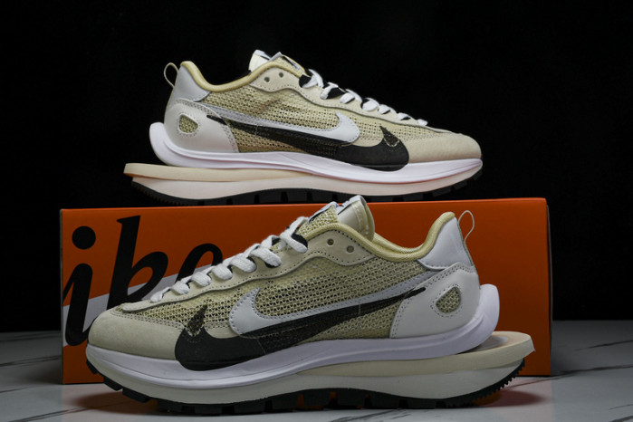 sacai x vaporwaffle   cv1363-108