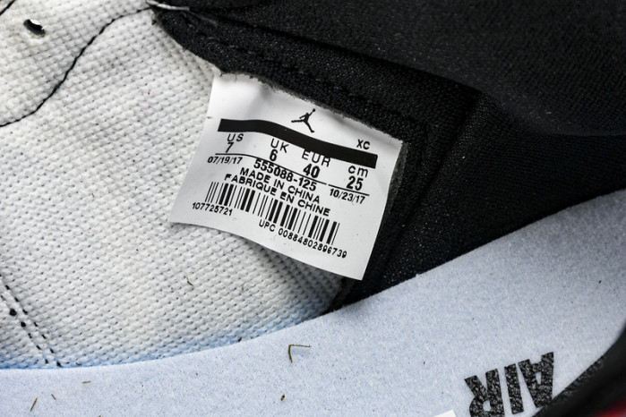 Air Jordan 1 High Retro 555088-125