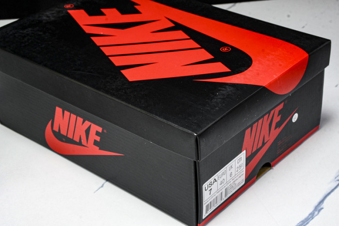 Air Jordan 1 High Retro 555088-125