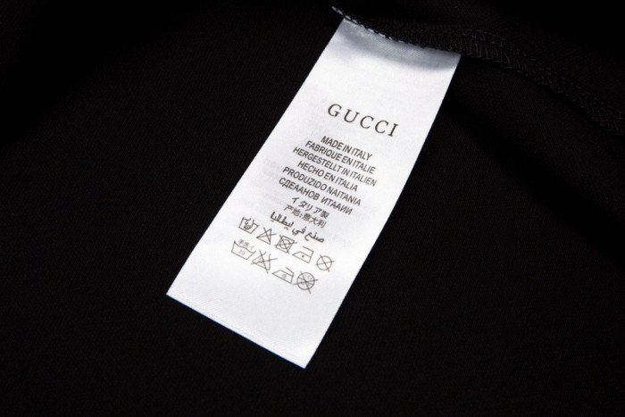 G*UCCI CLOTHES GICS-020
