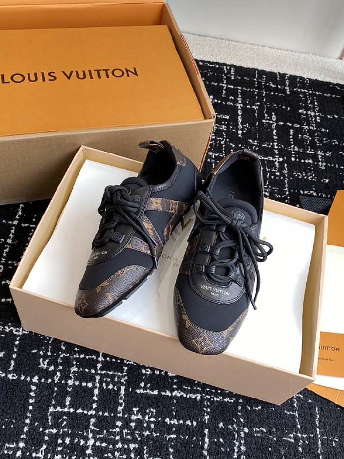 LOU VUIT SNEAKERINA LVSTSN-006