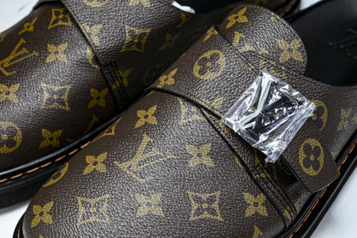 L*VT SANDALS LVLSS-0131