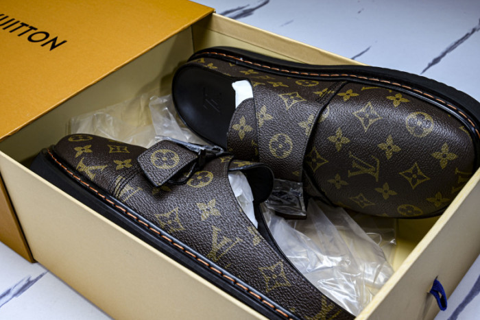 L*VT SANDALS LVLSS-0131