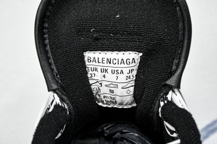 Balenciaga Hamptons Worn-Out WCURB1000