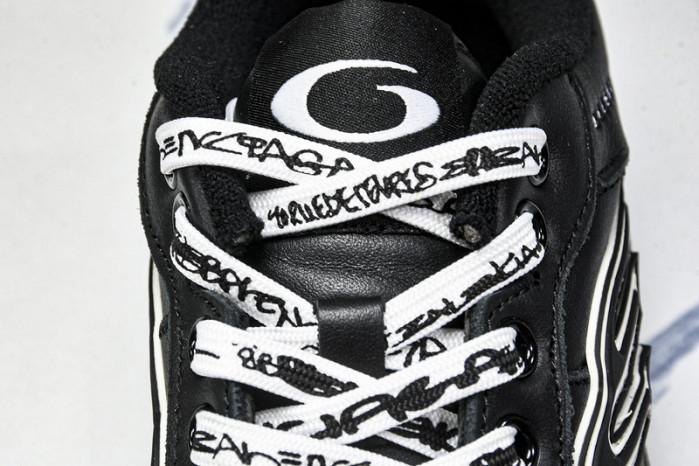 Balenciaga Hamptons Worn-Out WCURB1000