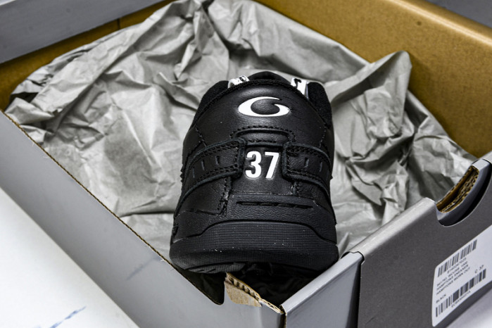 Balenciaga Hamptons Worn-Out WCURB1000