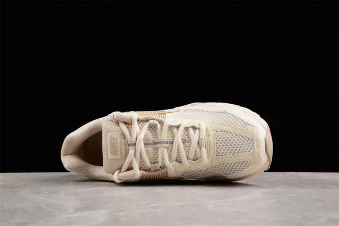 nike zoom     fq6868-111