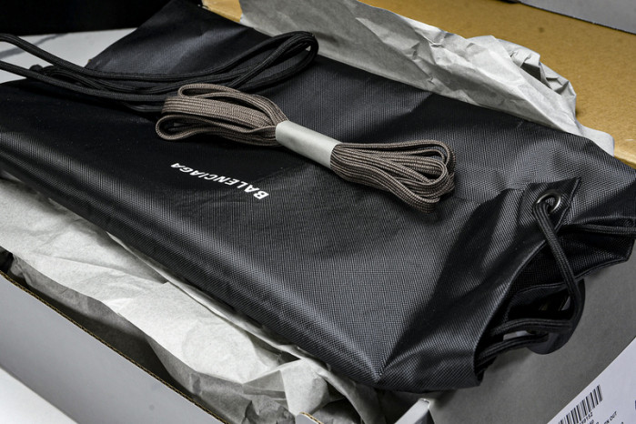 Balenciaga Hamptons Worn-Out WCURS2050