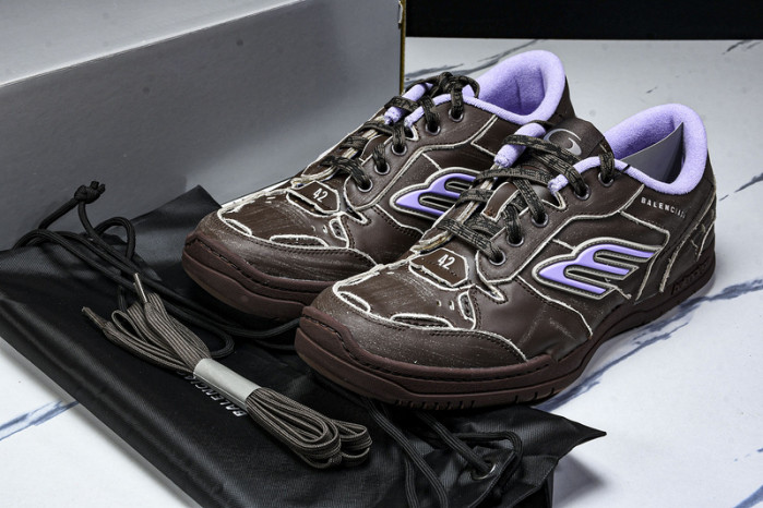 Balenciaga Hamptons Worn-Out WCURS2050