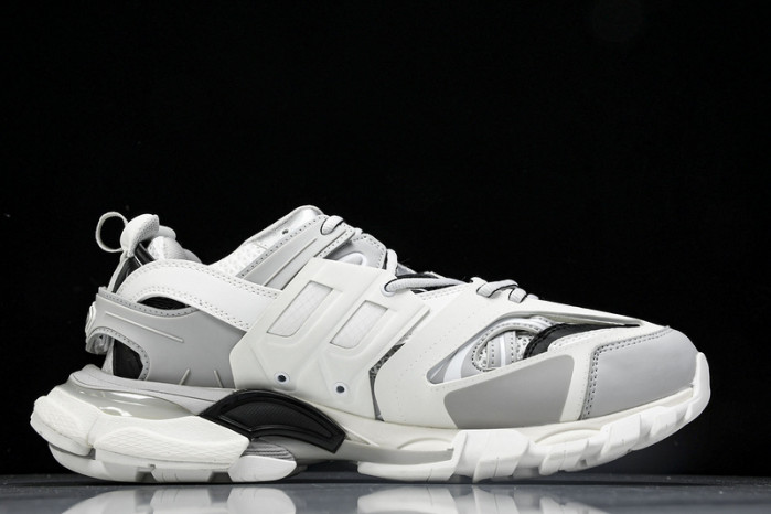 Ba*len*cia*ga track runner  btt-199