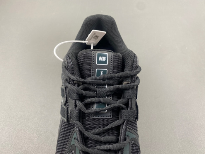 New Balance 1906 M1906RBB