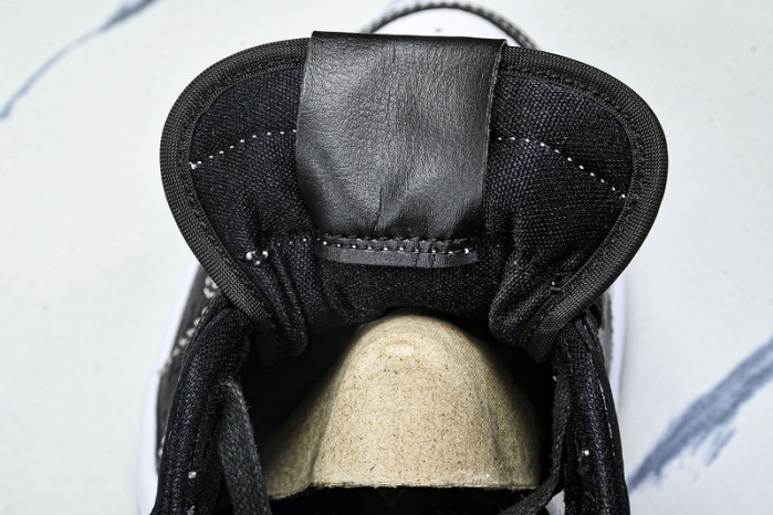 Travis Scott x Jordan Air Jordan 1 Low DL2211-001