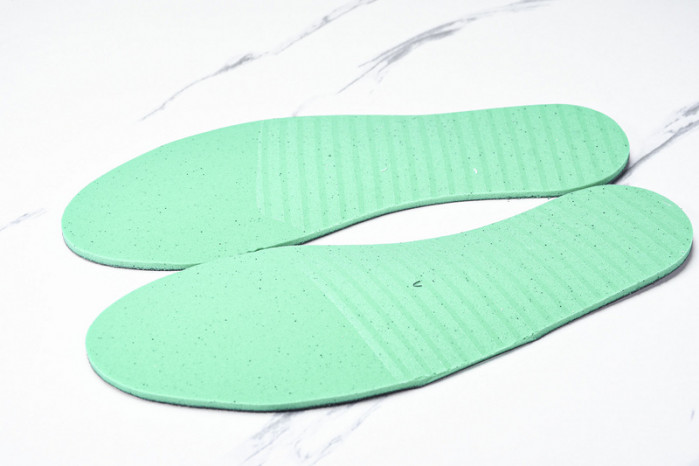 Air Jordan 4 "Remastered" FQ7938-002